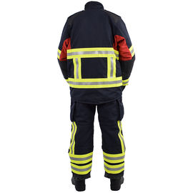 Aramid 4層の繊維が付いているソラス Nomex 3Aの消防士のスーツは断熱層にベルトを付けます